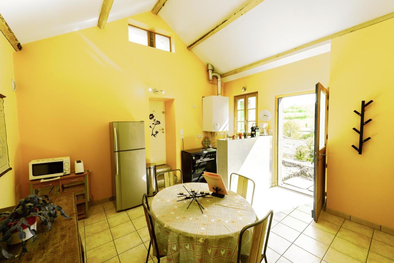 Grand Gite Du Bistrot D'Ici Saint-Saturnin  Exteriér fotografie